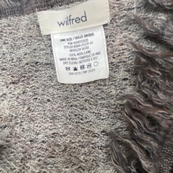 Wilfred Grey/Plum Pattern Large Blanket Scarf - Picture 3 of 3